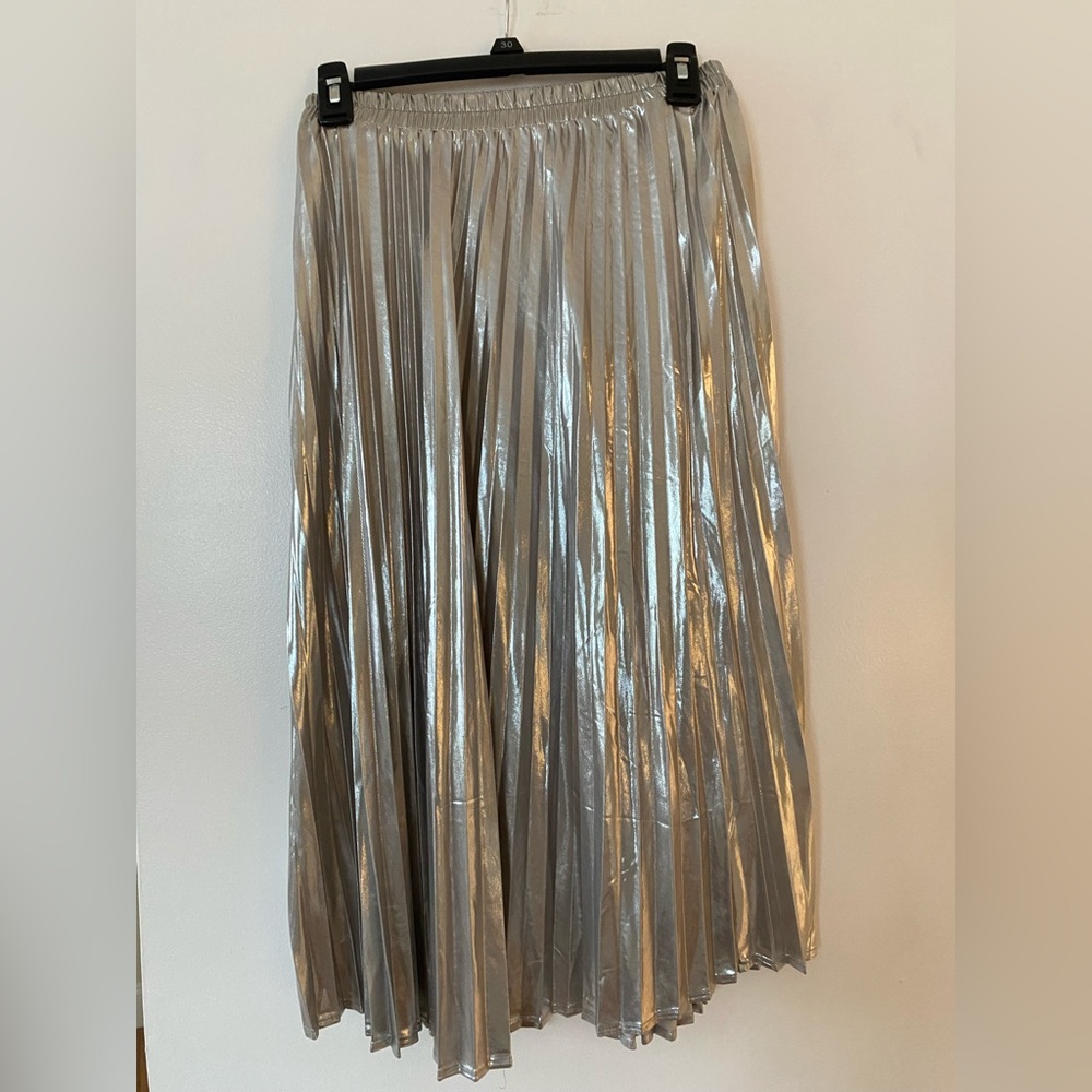 TULLEA Shimmering Silver Metallic Midi Skirt SIZE SMALL